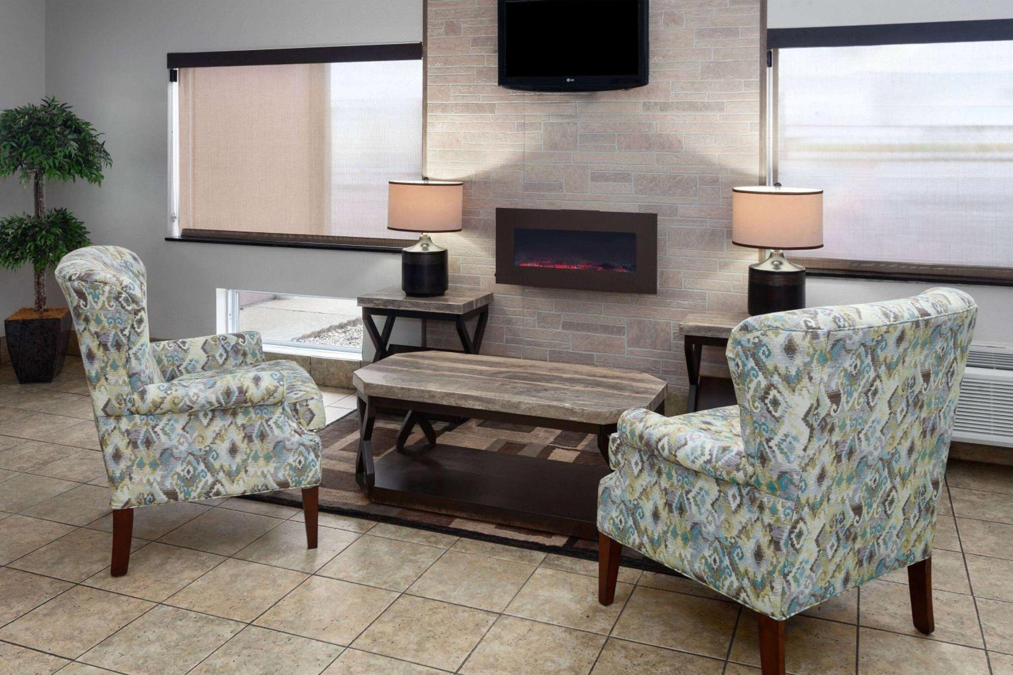 Days Inn & Suites By Wyndham Of Morris Buitenkant foto
