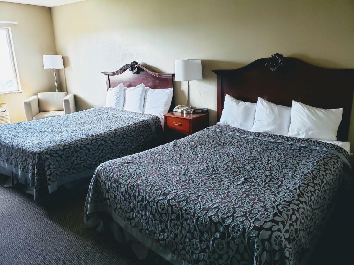 Days Inn & Suites By Wyndham Of Morris Buitenkant foto